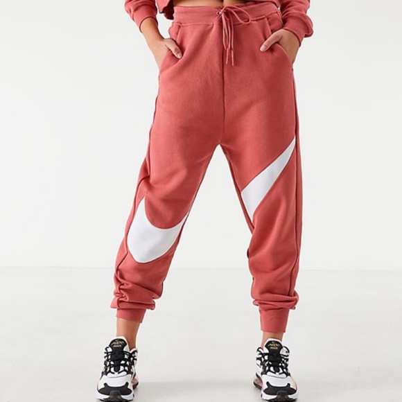 nike swoosh fleece pants